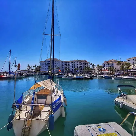 Apartment Duquesa Beach House