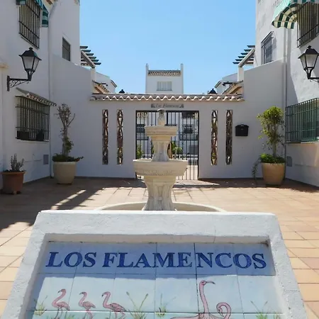 Duquesa Beach House *